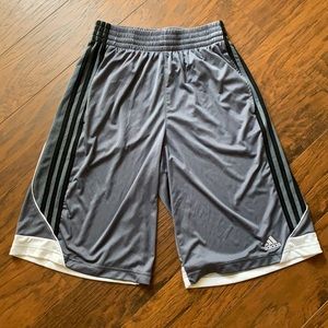 Adidas basket ball shorts size M